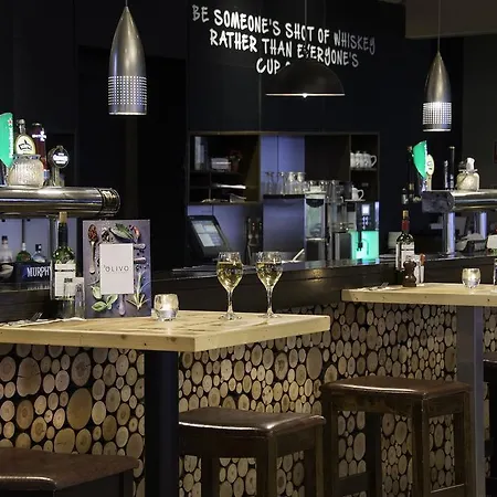 Airport Hotel 4*