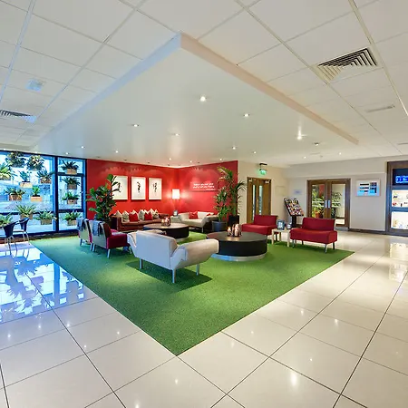 Airport Hotel