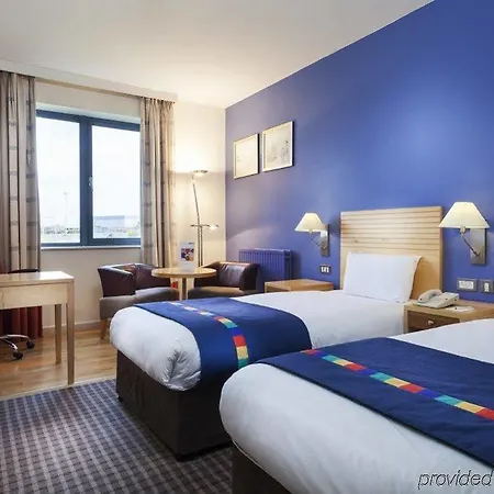Airport Hotel 4*