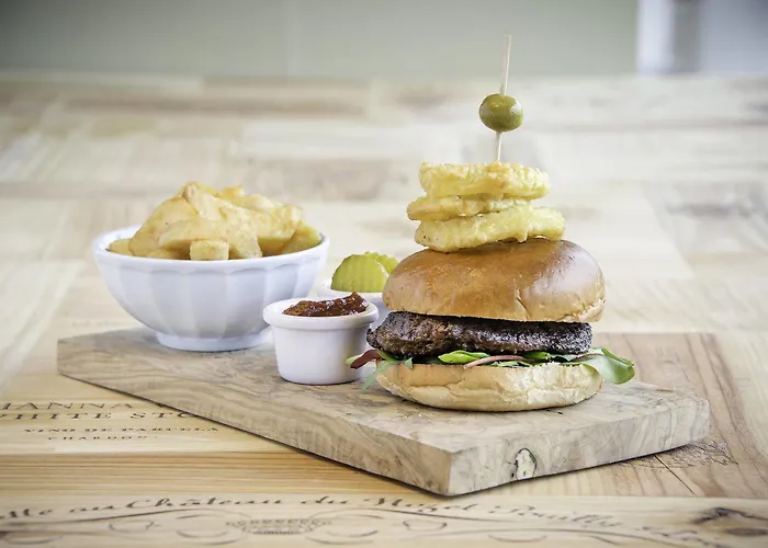 Airport Отель 4*