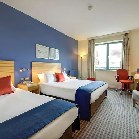 Airport Hotell 4*