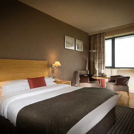 Airport Hotell